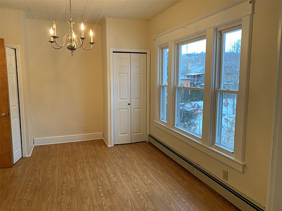 5th image of 113 Odell Ave