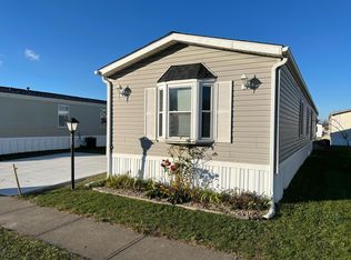 608 Randall Rd, Pataskala, OH 43062