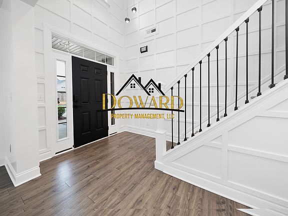 2nd image of 360 Hawksbill Dr