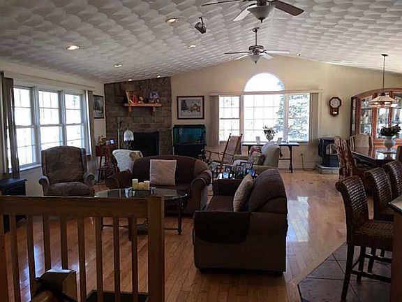 2nd image of 39 Beverly Ann Dr