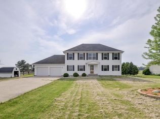 4946 Pine Ridge Dr, Union Grove, WI 53182