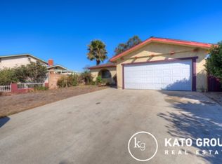 151 E 212th St, Carson, CA 90745