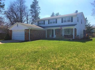 2517 Wyckham Dr, Lansing, MI 48906