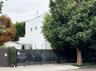 7614 Willoughby Ave, Los Angeles, CA 90046