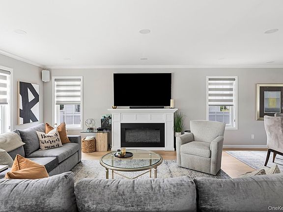5th image of 565 Kell Place