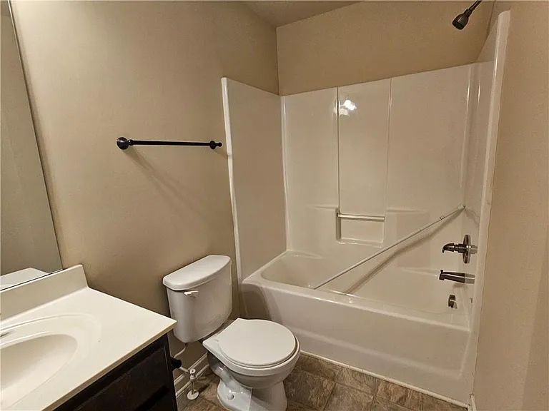 1550 Horseshoe Creek Ln — Photo 31