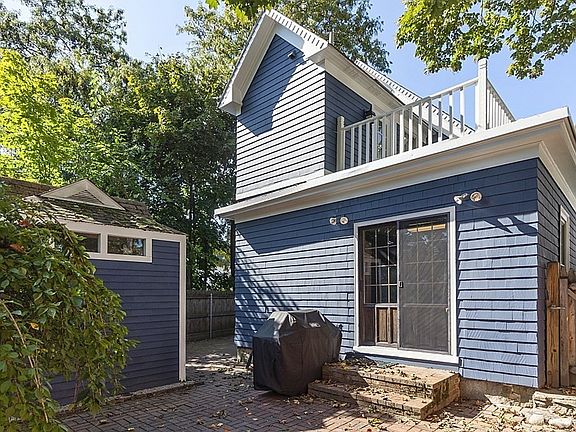 5th image of 21 1/2 Norton St