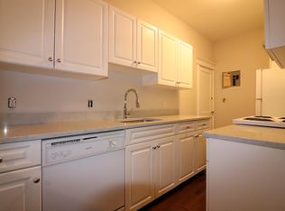 11-13 Stearns Rd #4, Brookline, MA 02446