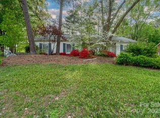 6815 Old Post Rd, Charlotte, NC 28212