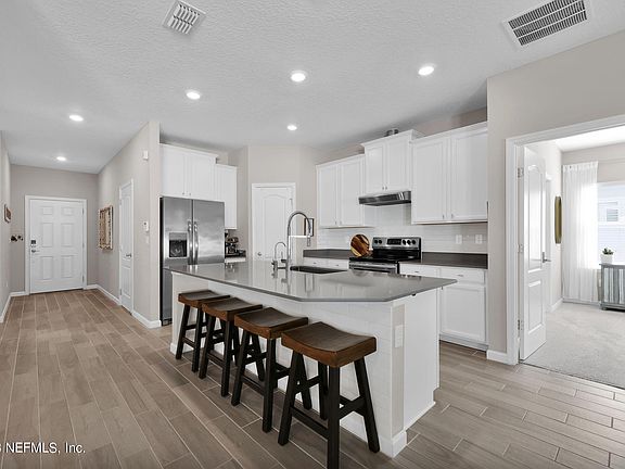 3rd image of 1790 MATHEWS MANOR Drive
