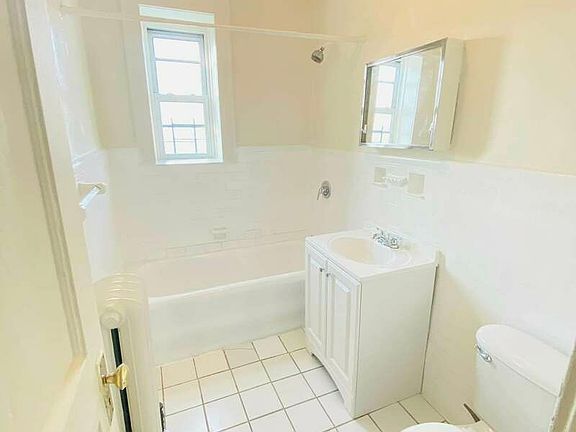 4th image of 91-02 111th St APT 4A