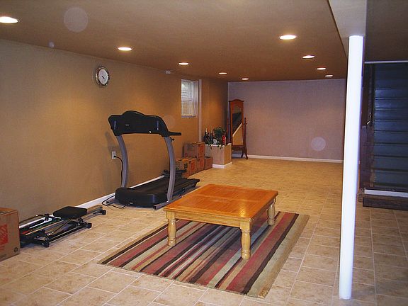 Lots of Recessed Ceiling Lights