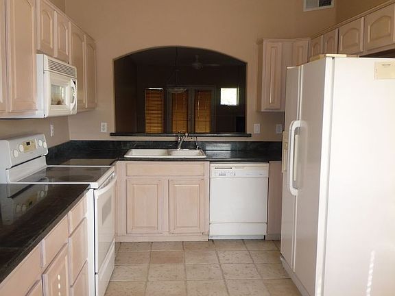 5th image of 7021 E Earll Dr Unit 202