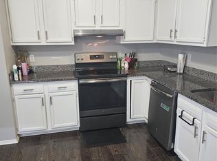 238 Holiday Cir #46, West Des Moines, IA 50265
