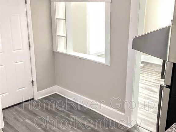 5th image of 713 Pine St