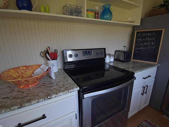 4th image of 5406 Bayou Saint John Ave