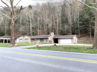 1504 Daniel Boone Pkwy, Foster, WV 25081