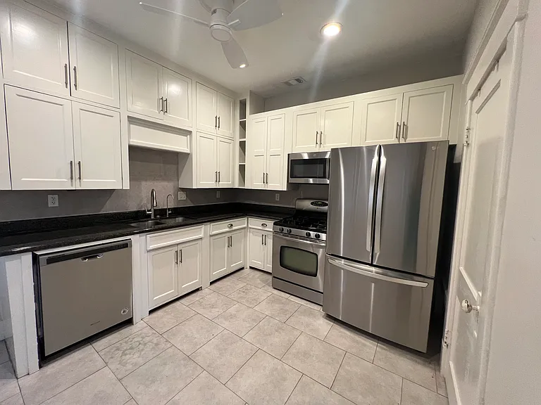 1640 Aberdeen St — Photo 5
