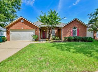 9825 Empress Blvd, Tuscaloosa, AL 35405