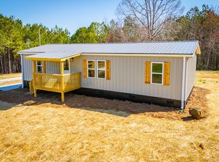 558 Craven Rd, Roopville, GA 30170