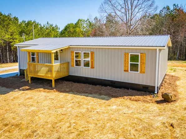 558 Craven Rd, Roopville, GA 30170