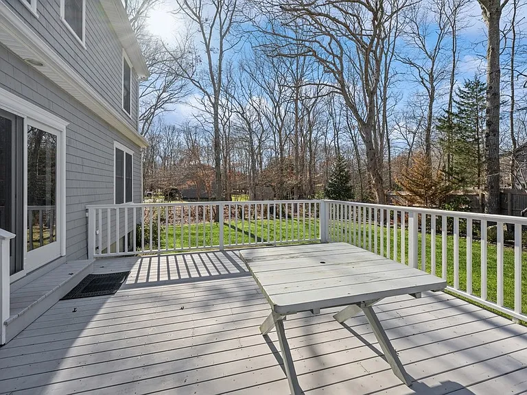 19 Lafayette Pl — Photo 22