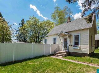 406 12th Ave, Two Harbors, MN 55616