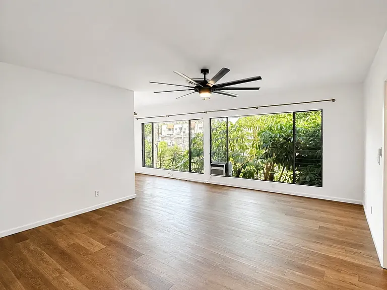 1845 Canyon Dr #11 — Photo 14