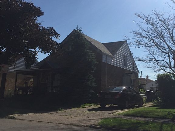 2nd image of 157 Fenton St