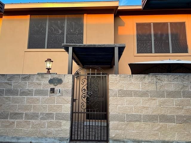 1st image of 1609 Saldana Ave Unit 108