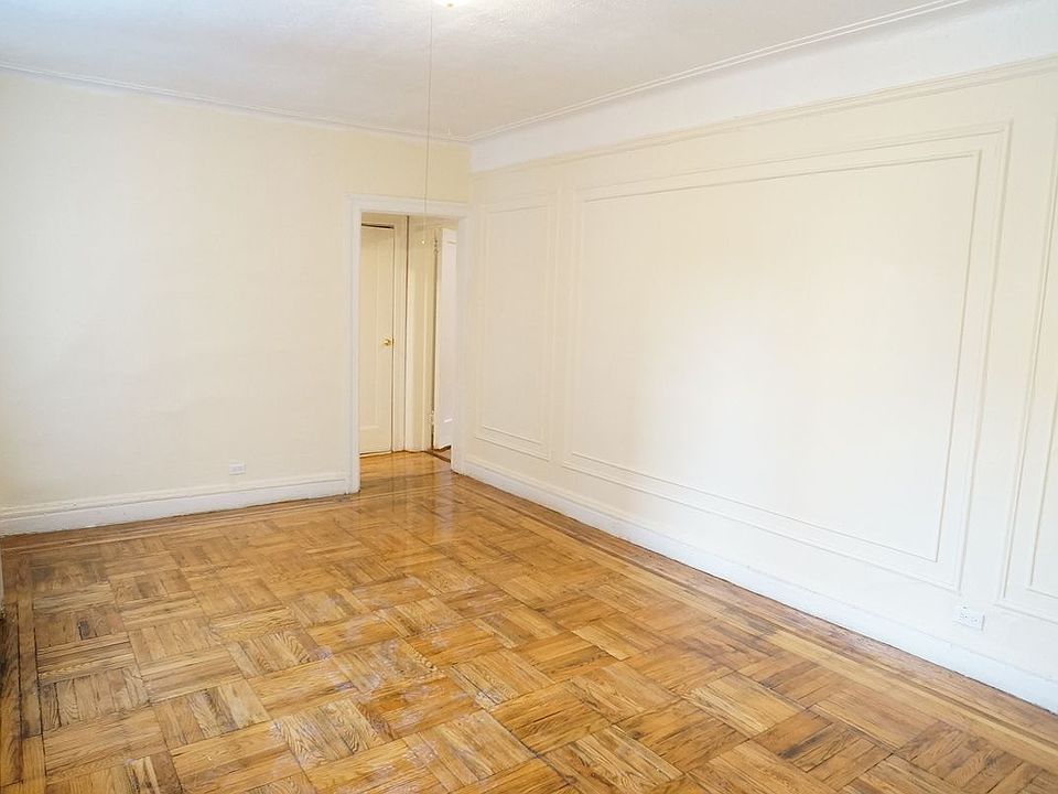 1st image of 2326 Loring Pl N APT 5D