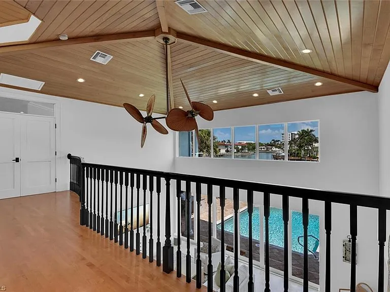 215 Mooring Line Dr — Photo 35