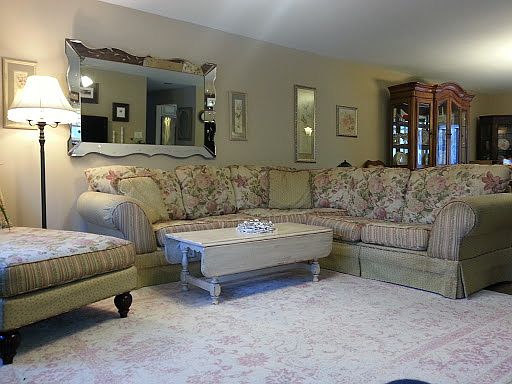2nd image of 1374 Broadway Ave