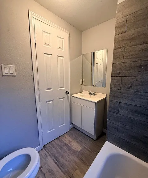 1412 Sydnor St — Photo 8
