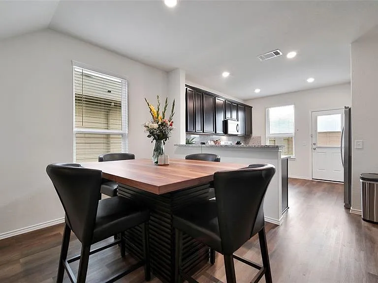 5919 Waggoner Ranch Trl — Photo 7