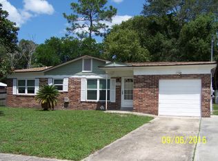 209 Neptune Rd, Orange Park, FL 32073