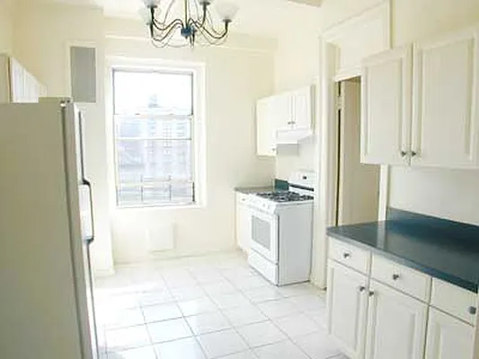 Rented by Argo Residential | media 48