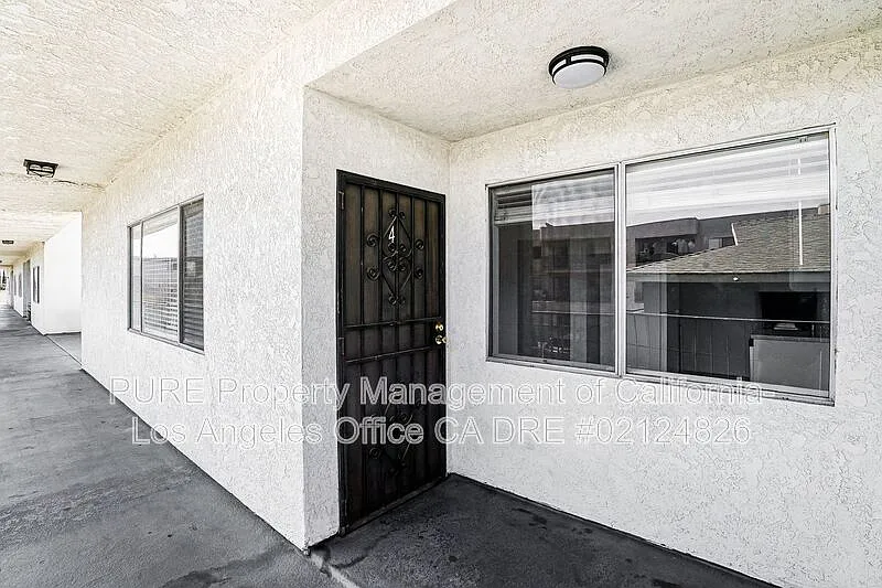 1 bed, 1.0 bath, 700 sqft, $1,750 — Photo 2