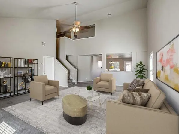 313 Wild Cat Dr, Bastrop, TX 78602