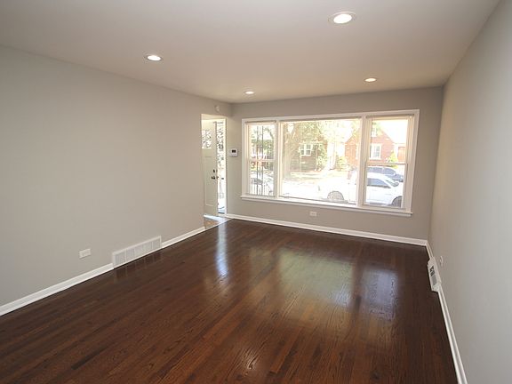 4th image of 6354 S Karlov Ave