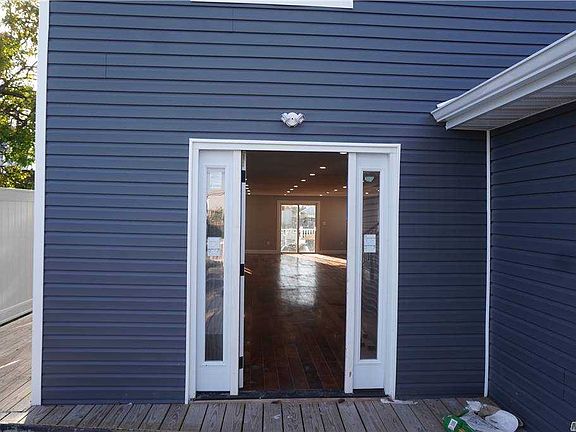 2nd image of 1 Bayview Ave