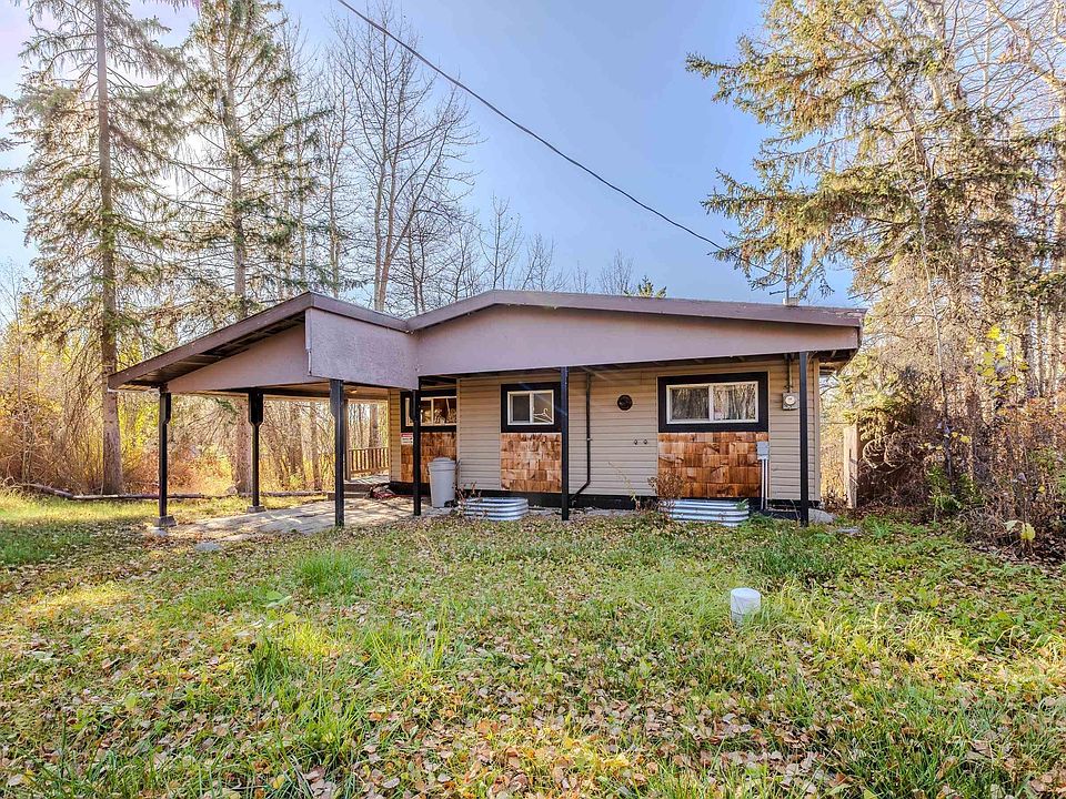 1st image of 161 Lakeshore Dr