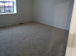 5104 Hana Rd, Edison, NJ 08817