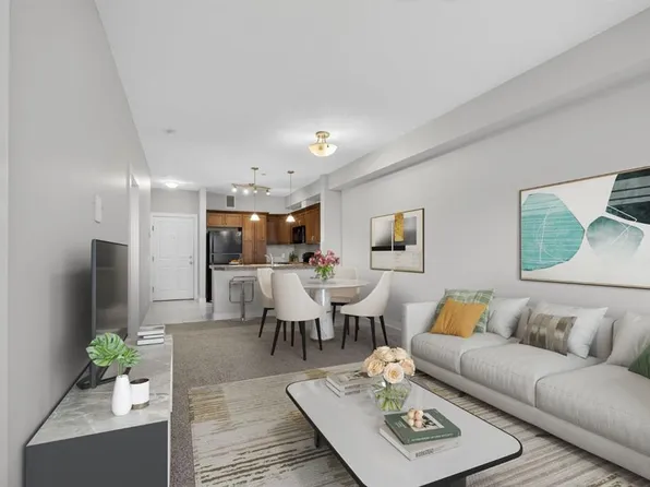 4 W Kingsland Close SE #2108, Airdrie, AB T4A 0J3