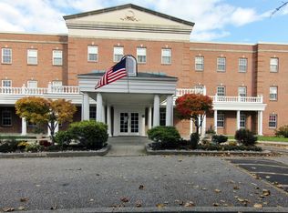 59 Courtland Ave APT 3I, Stamford, CT 06902