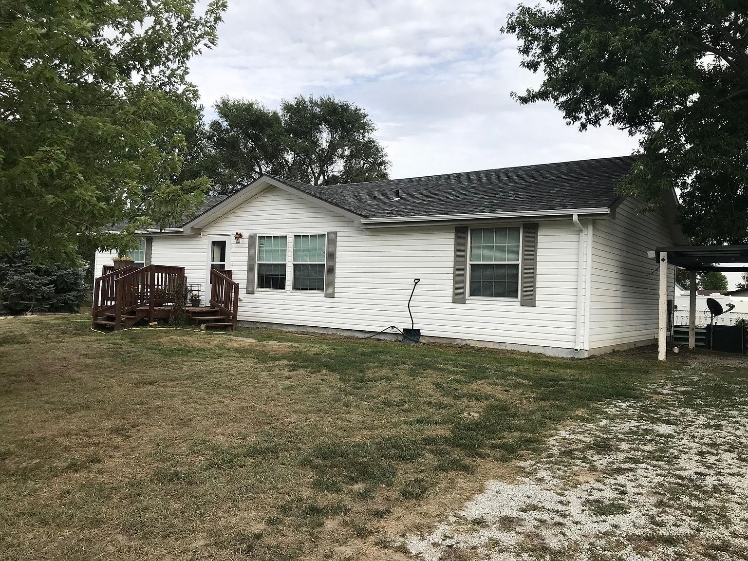 402 D St, Stapleton, NE 69163 Zillow