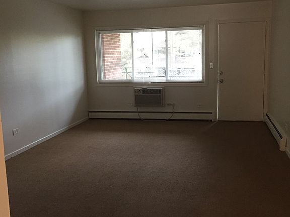 4th image of 2111 N Elmwood Ave APT 4B