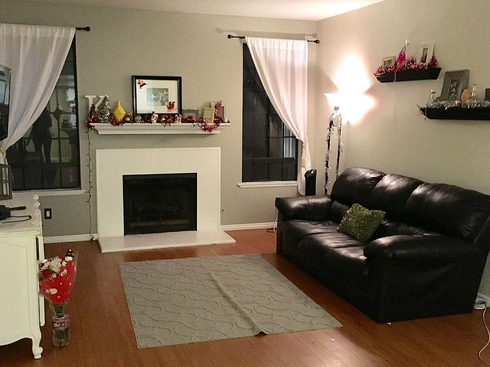 1st image of 5534 Encino Ave