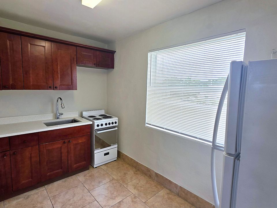 1st image of 2915 Broadway #11462252
