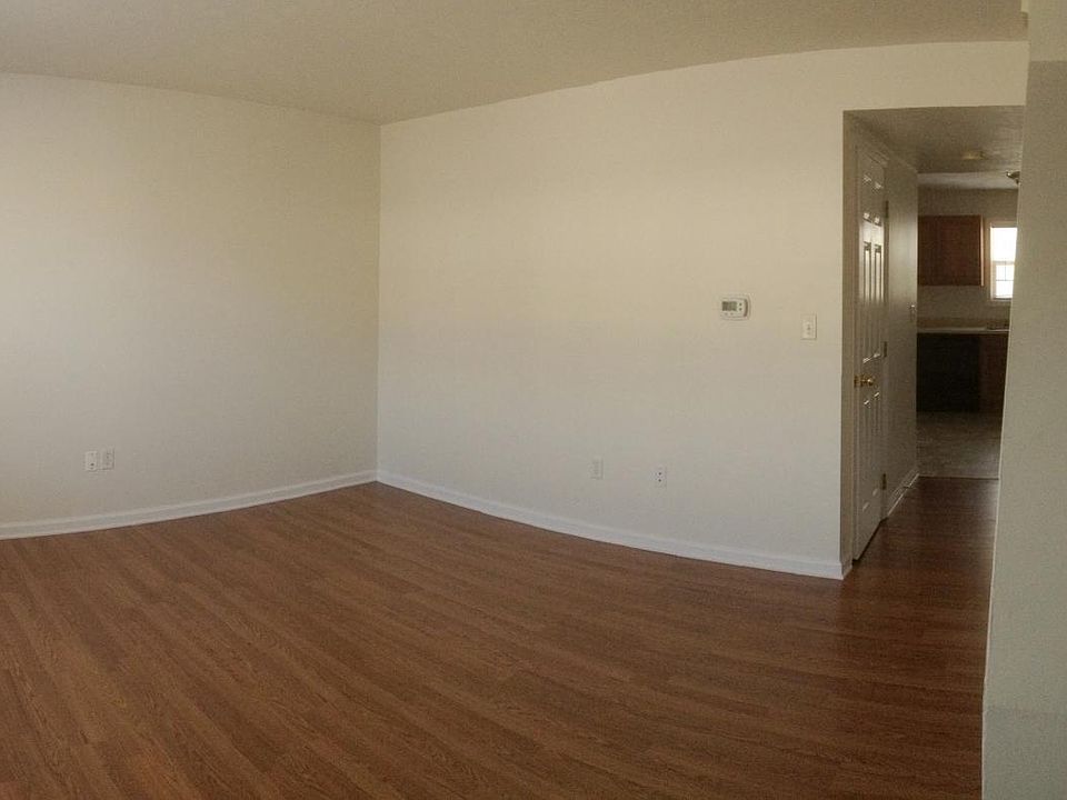 2nd image of 5A Front St